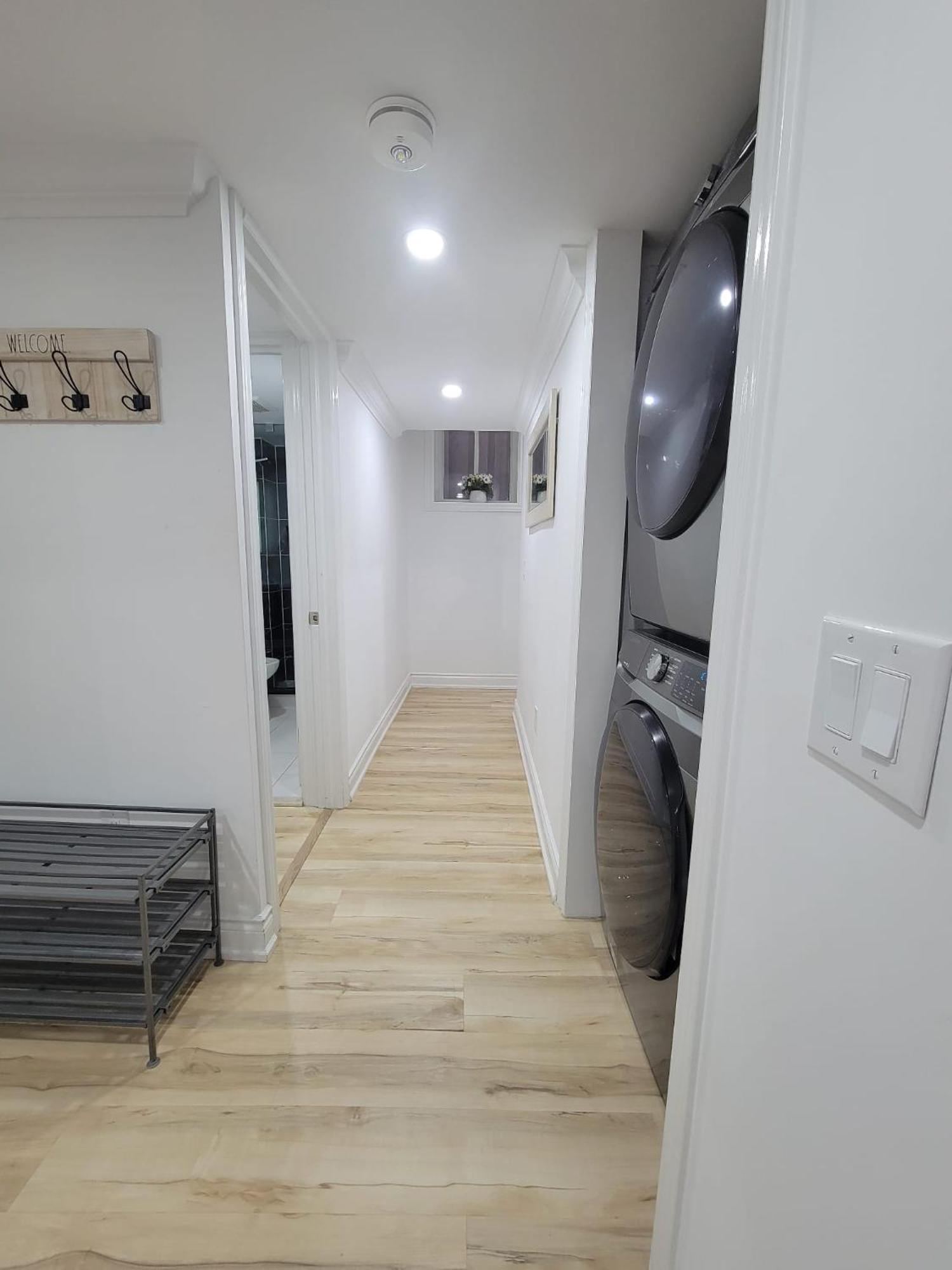 Modern Oasis In Richmond Hill, The Place For You! Lejlighed Eksteriør billede